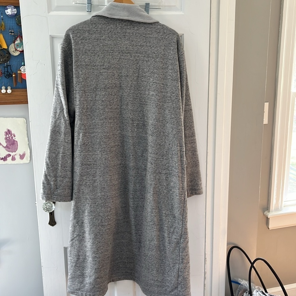 UGG Women's Gray Cozy Robe (no belt!) - Picture 5 of 5